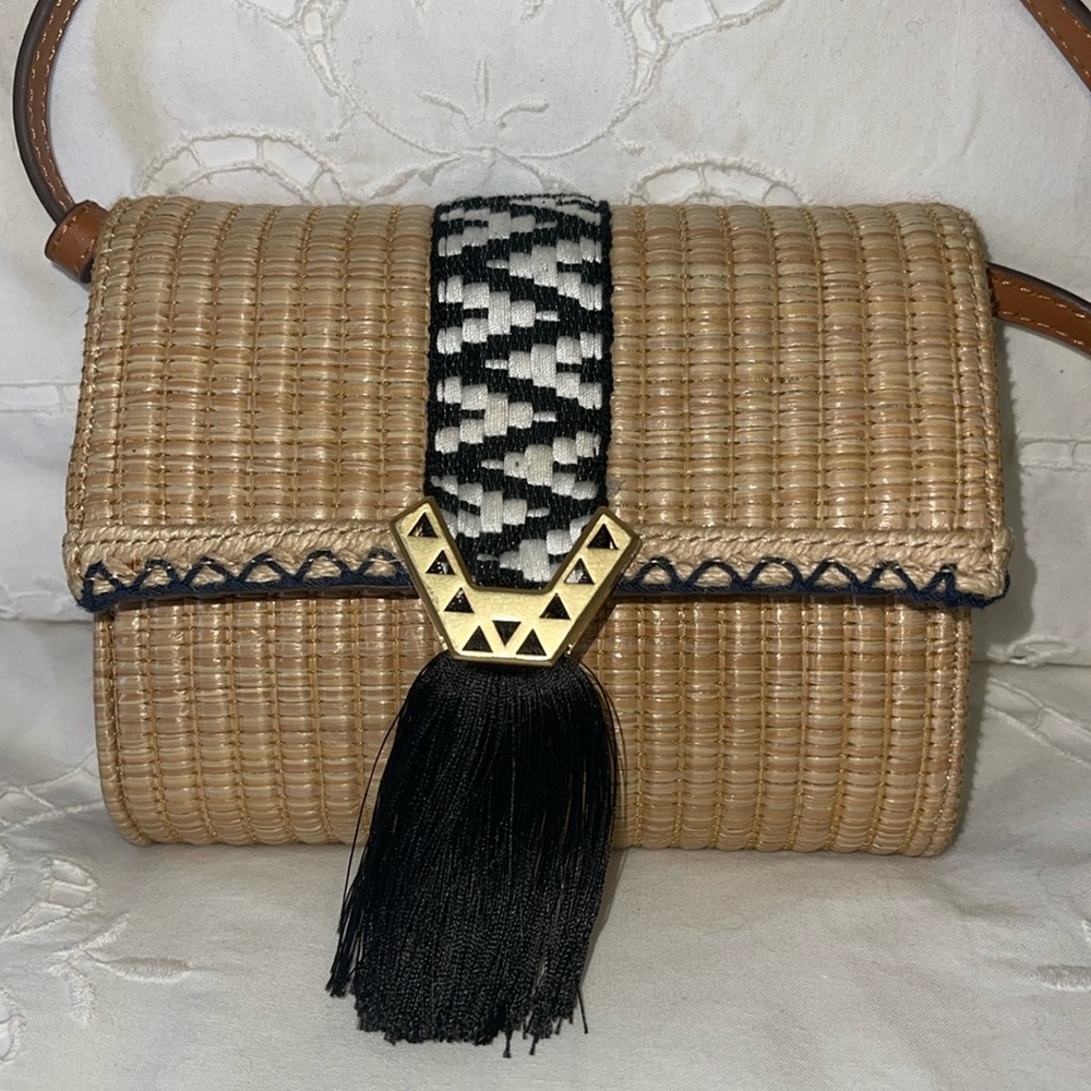 Stella & Dot Sidekick Small Crossbody Raffia Fringe Bag Adjustable Strap